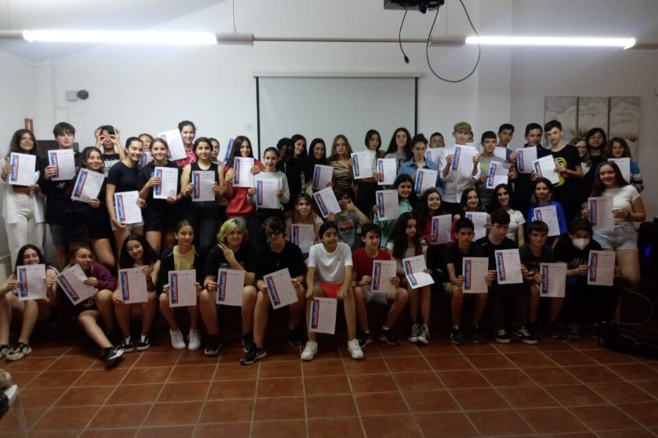 Inmersión lingüística en el Teularet (Valencia): Día 6. Centros de Educación Secundaria: IES Isidro Arcenegui (Sevilla) e IES Josep María Llompart (Palma de Mallorca).